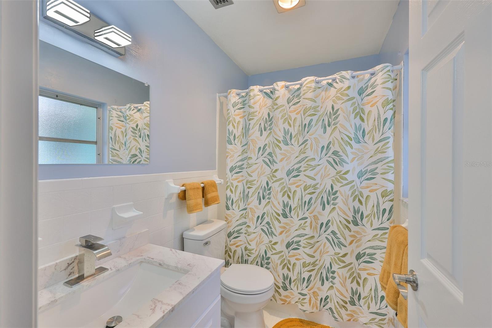 Image 30 of 52 For 301 Carlyle Boulevard