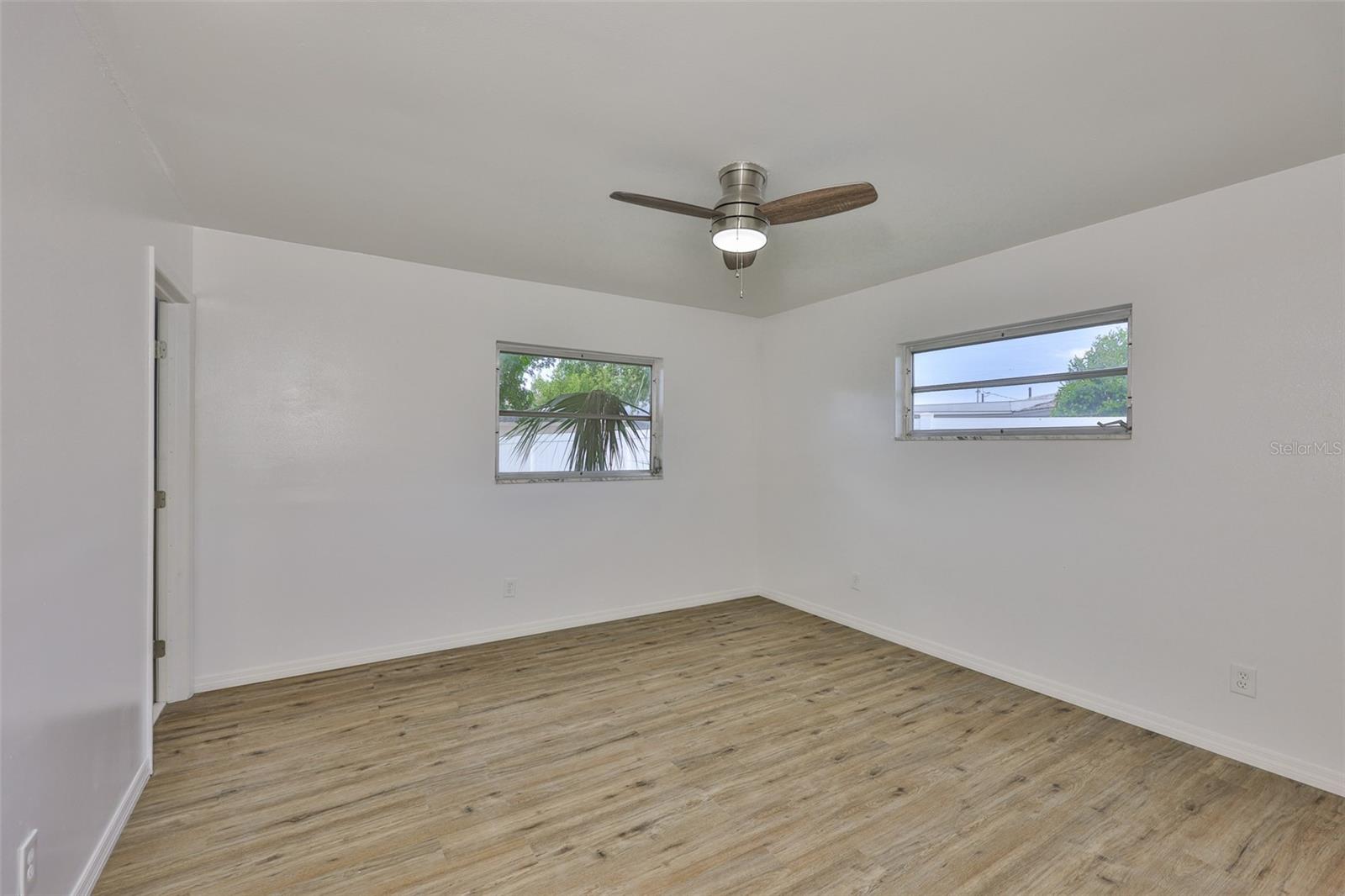 Image 32 of 52 For 301 Carlyle Boulevard