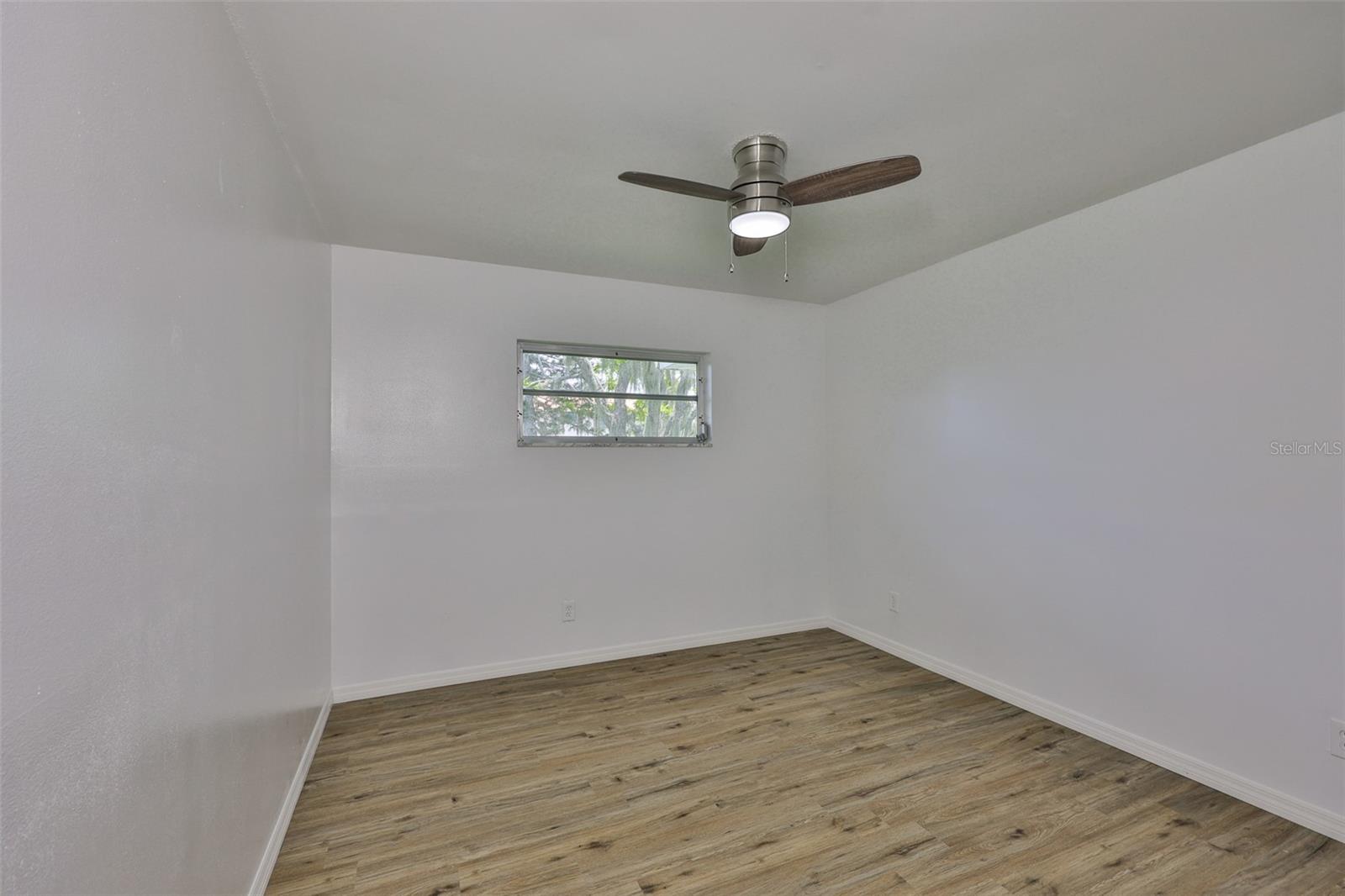 Image 33 of 52 For 301 Carlyle Boulevard