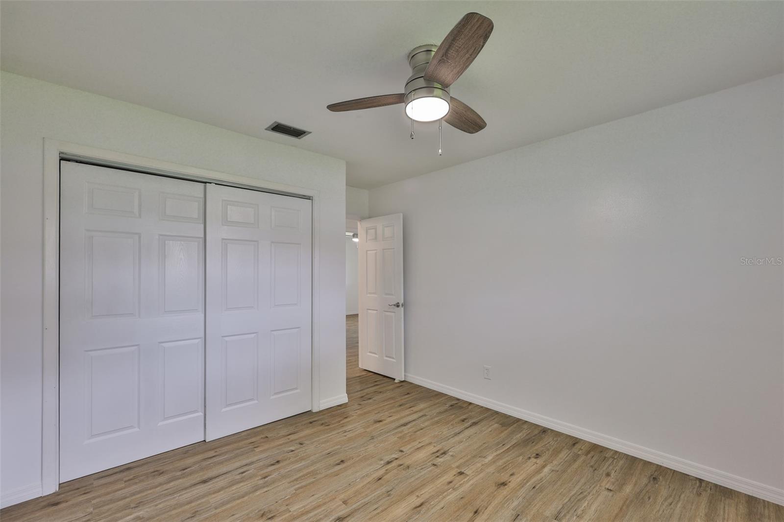 Image 37 of 52 For 301 Carlyle Boulevard