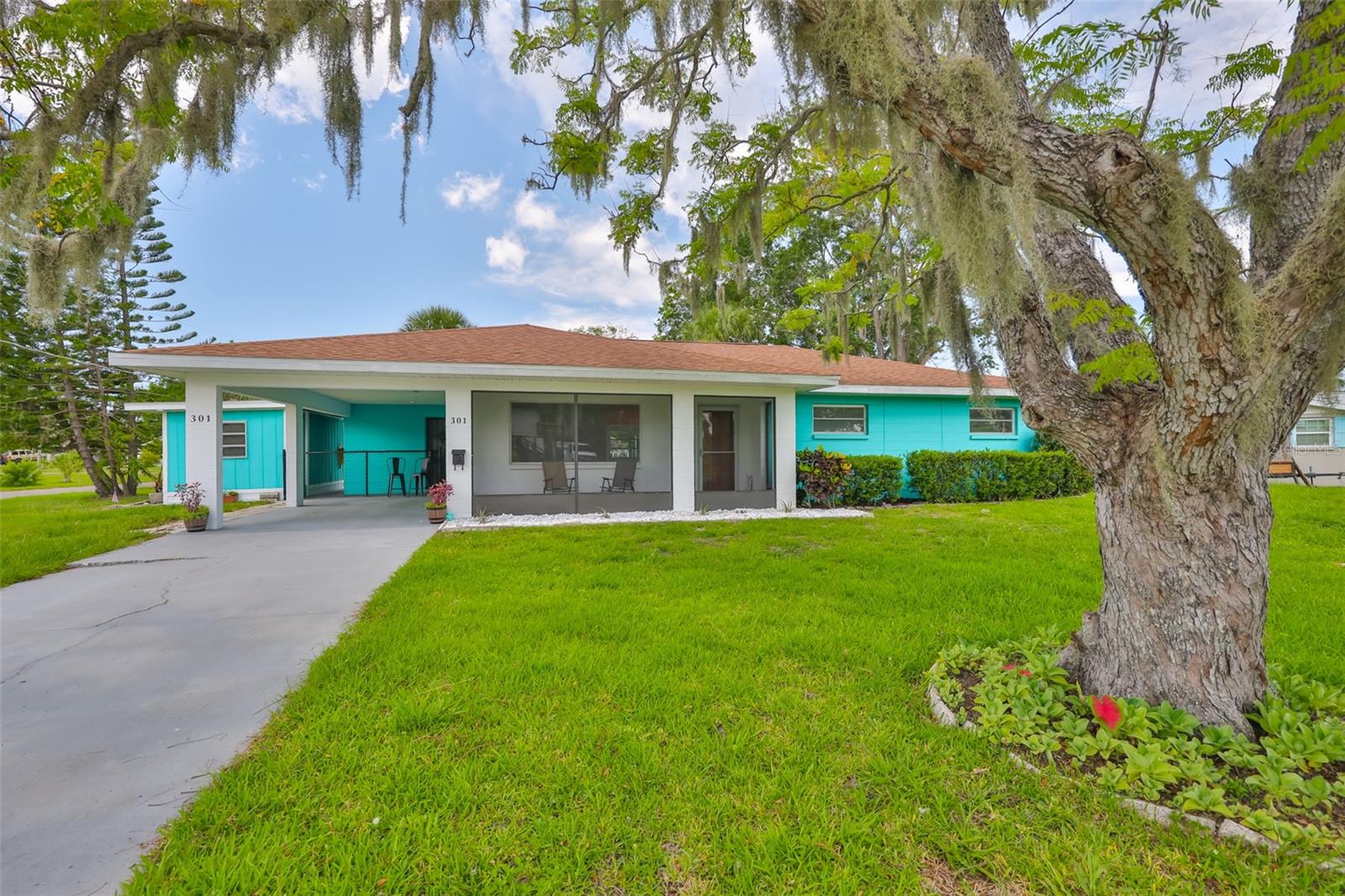 Image 4 of 52 For 301 Carlyle Boulevard