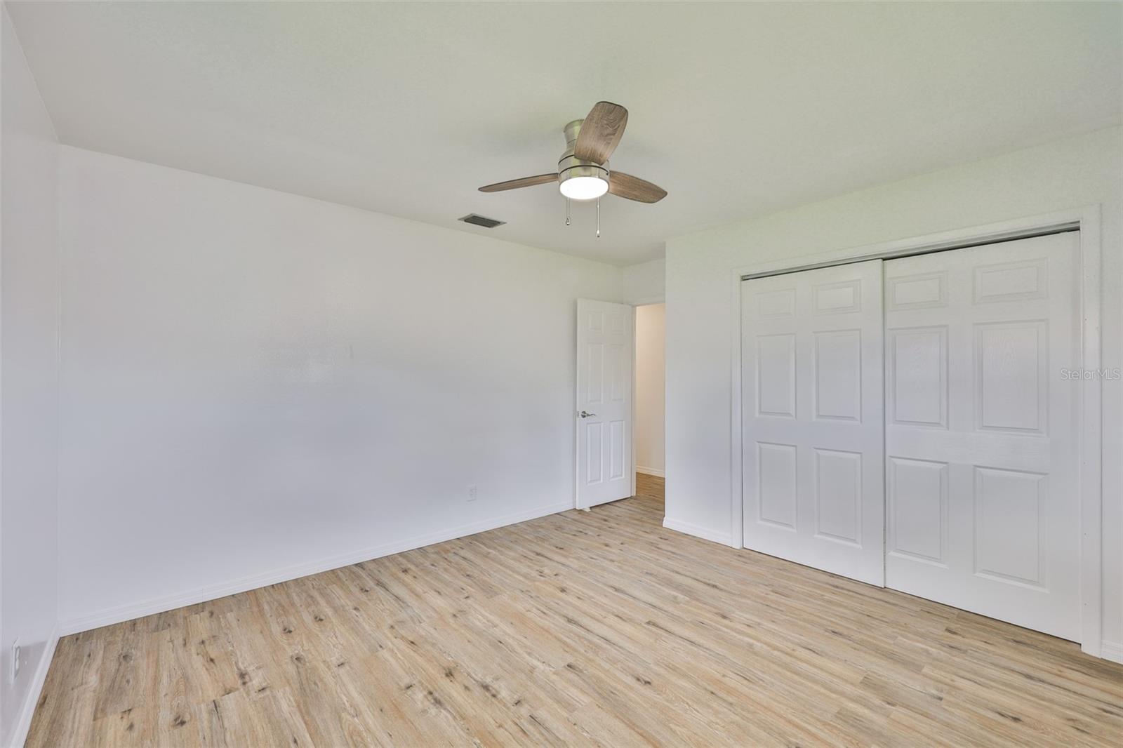 Image 40 of 52 For 301 Carlyle Boulevard
