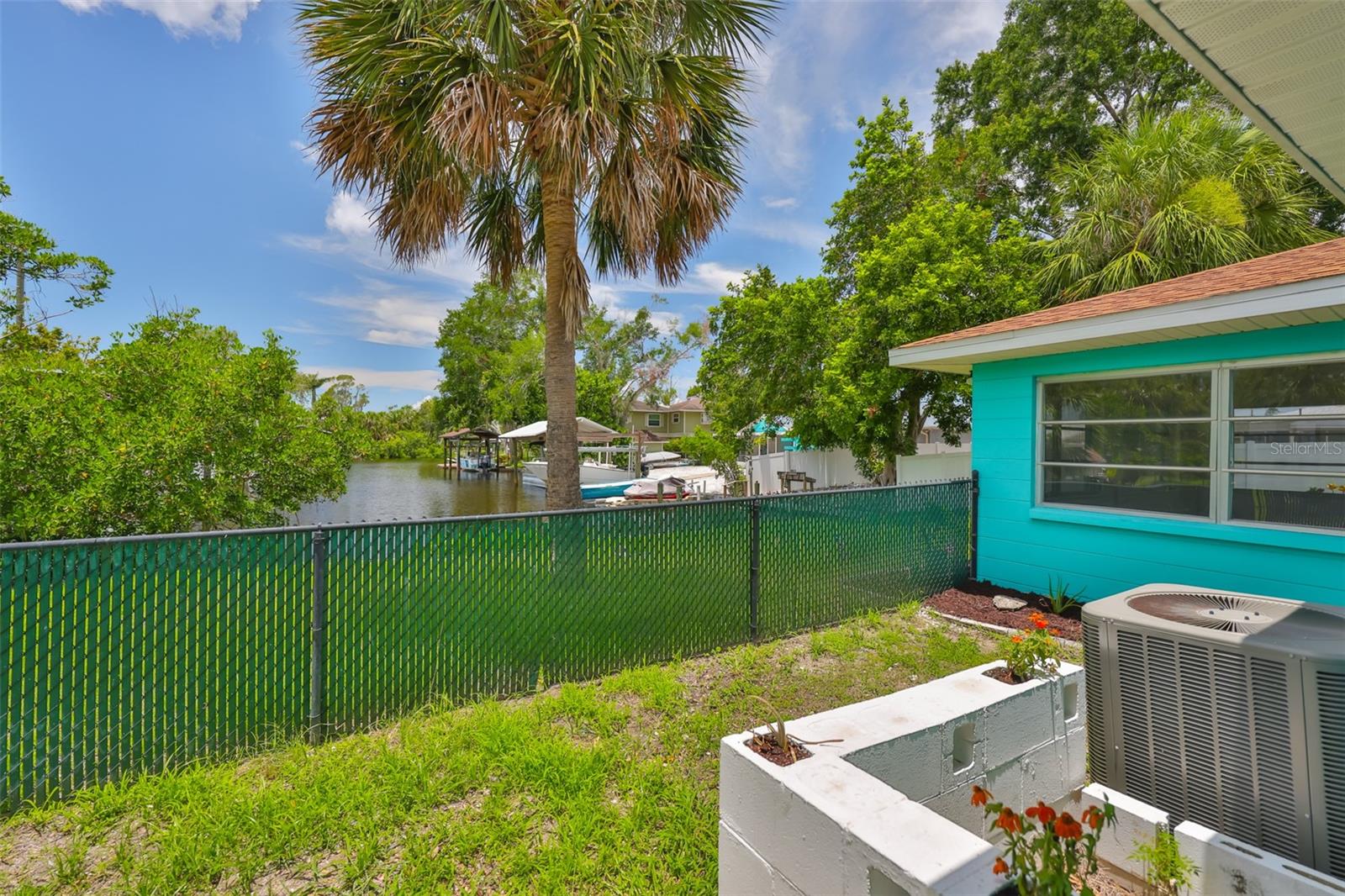 Image 41 of 52 For 301 Carlyle Boulevard
