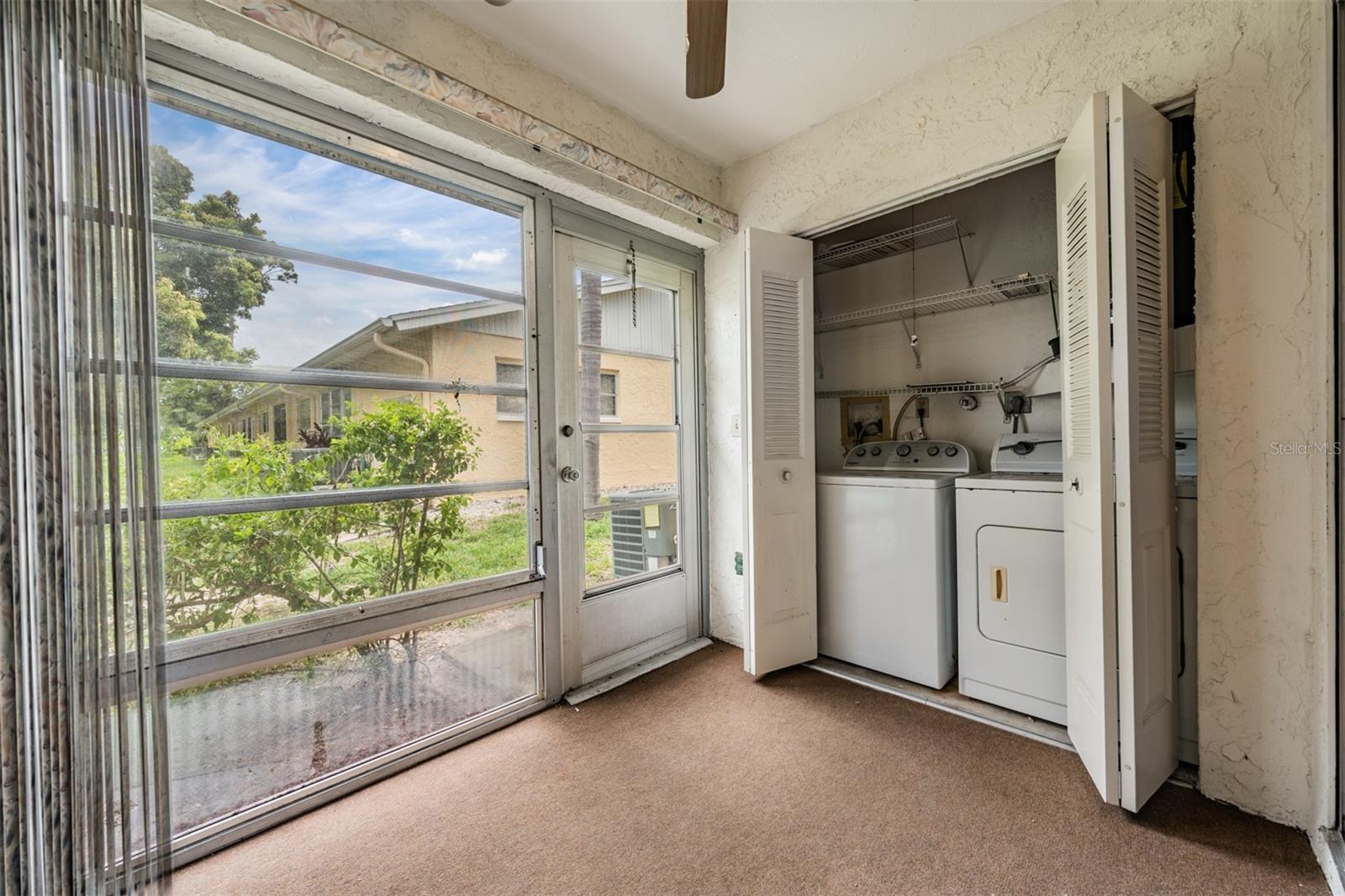 Listing photo id 28 for 2465 Northside Drive 605