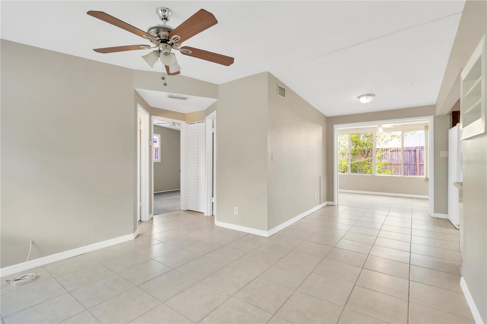 Image 12 of 22 For 11896 104th Lane