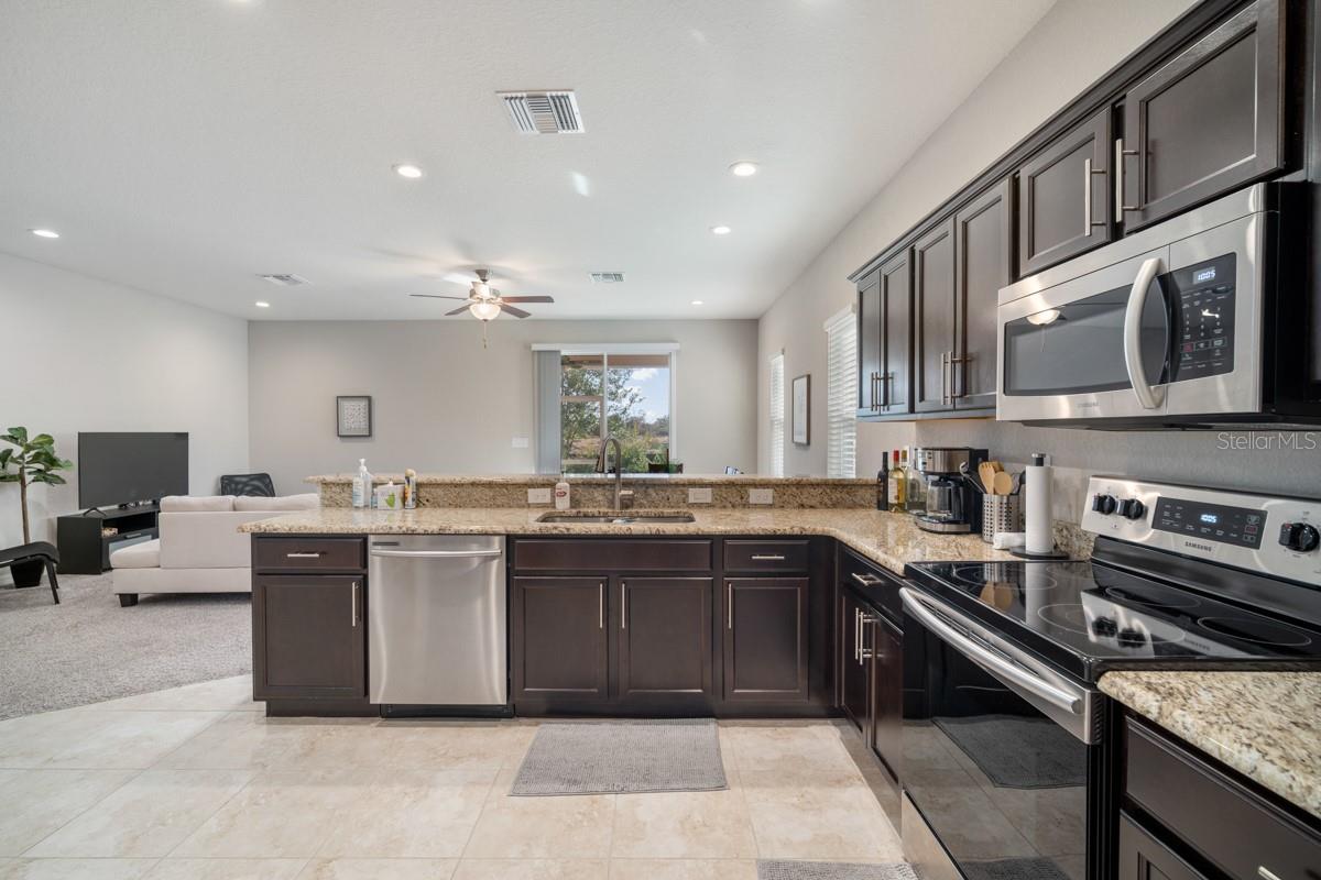 Image 11 of 23 For 1218 Grantham Drive
