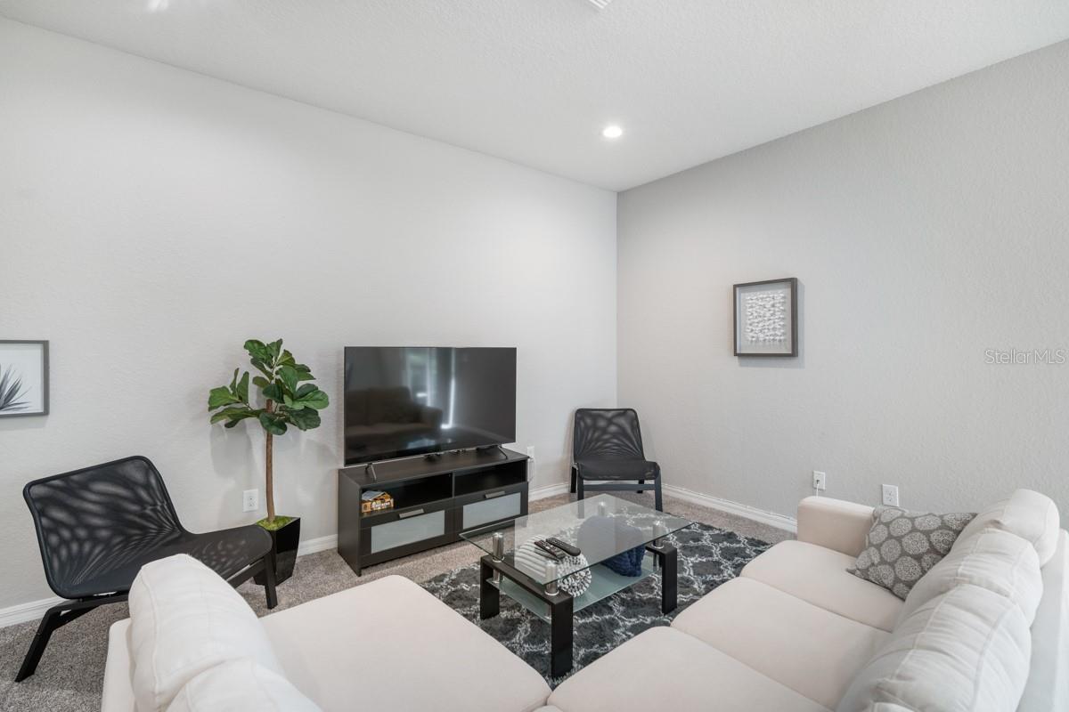 Image 9 of 23 For 1218 Grantham Drive