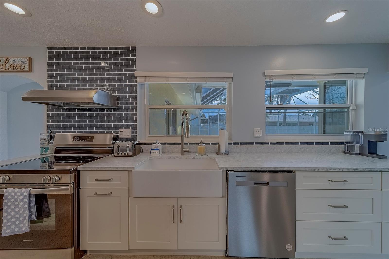 Image 15 of 47 For 115 15th St  