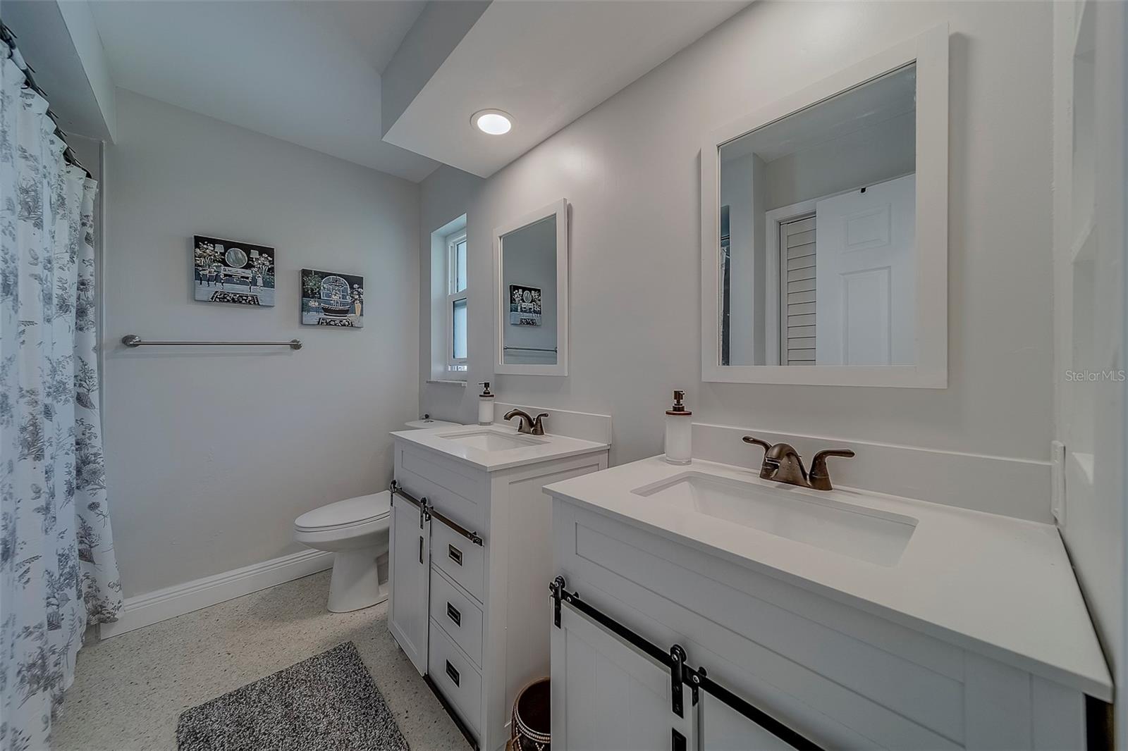Image 20 of 47 For 115 15th St  
