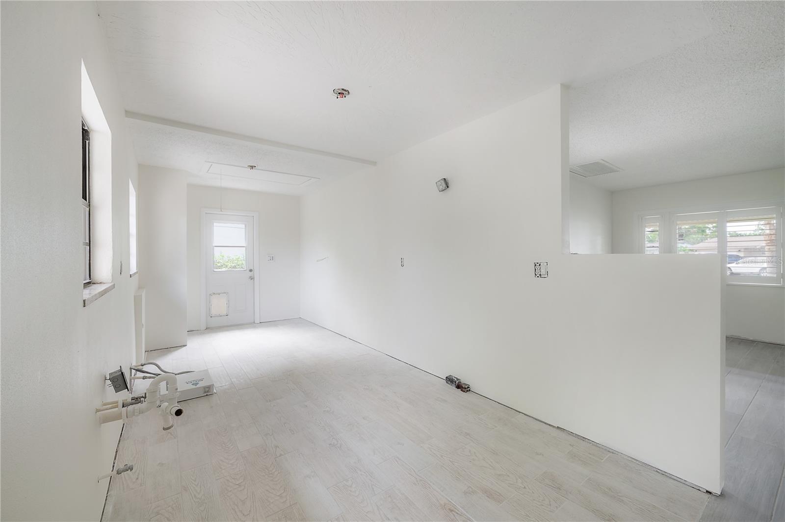 Image 10 of 53 For 8701 Driftwood Drive Drive