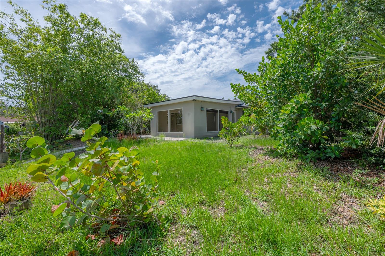Image 36 of 53 For 8701 Driftwood Drive Drive