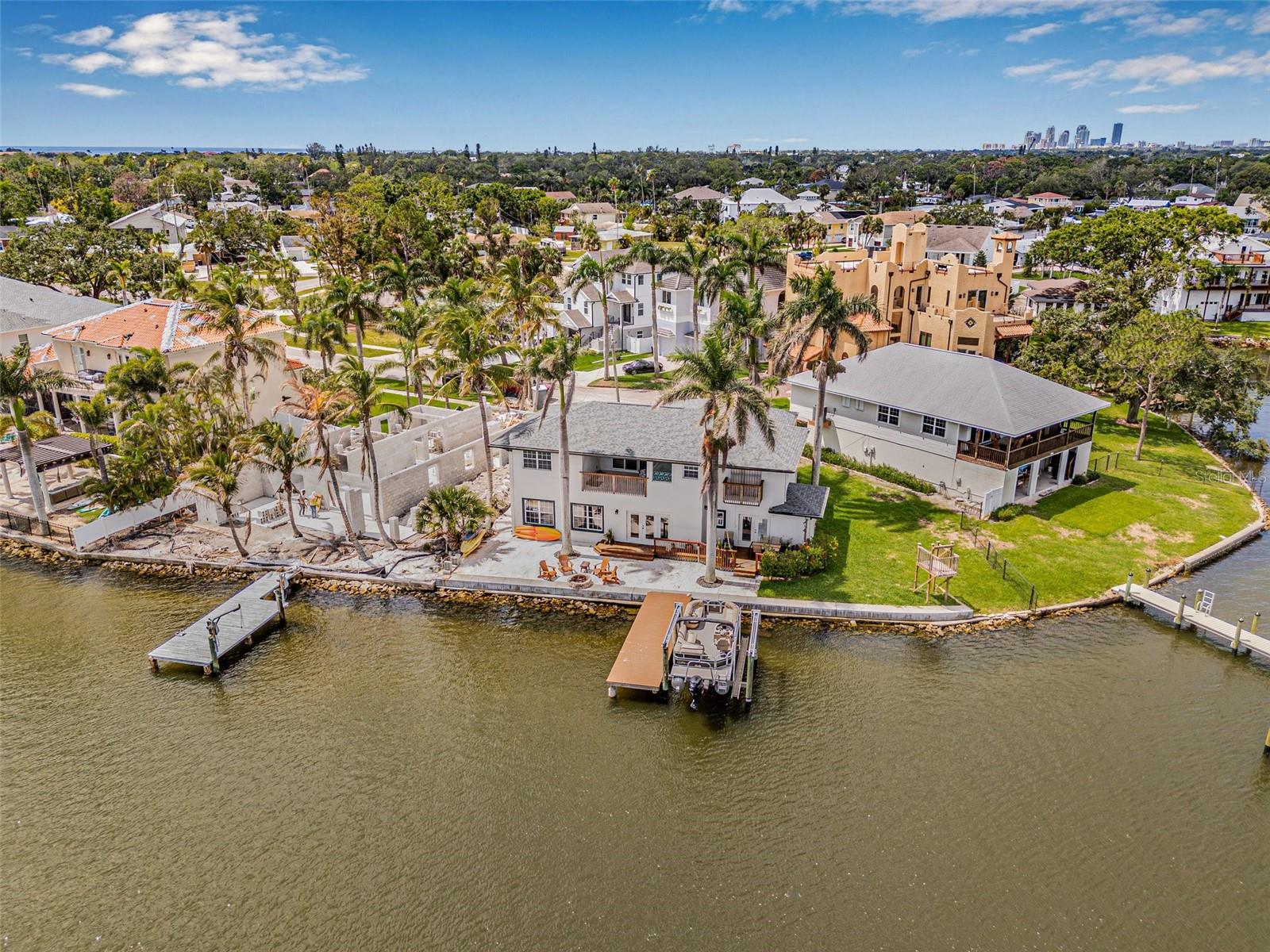 Image 3 of 5 For 1819 Bayou Grande Boulevard Ne