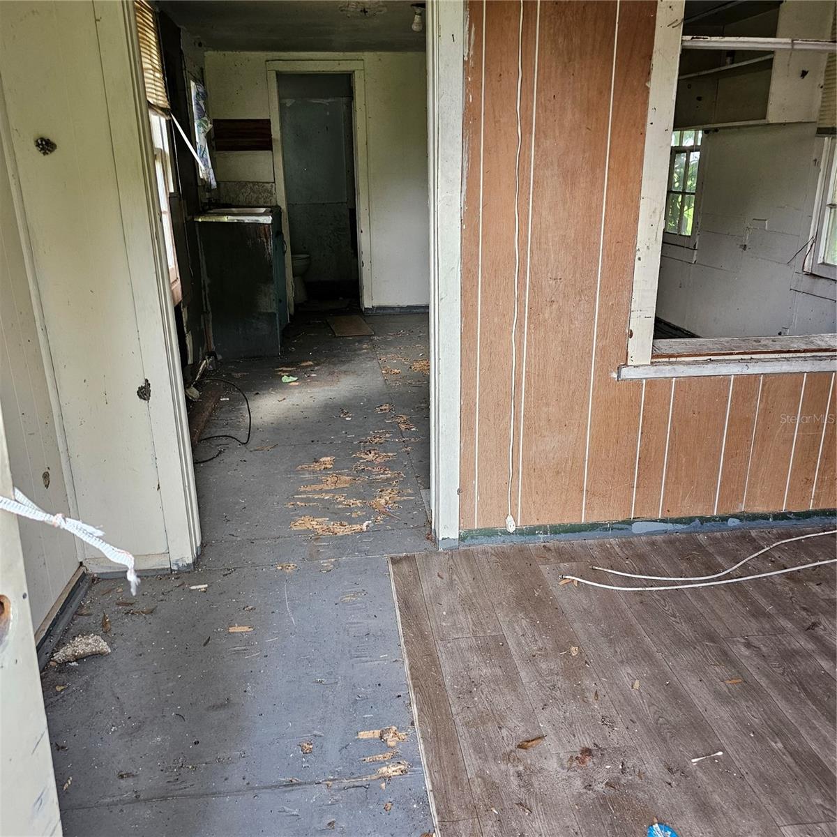 Image 4 of 10 For 249 Chesney Boulevard