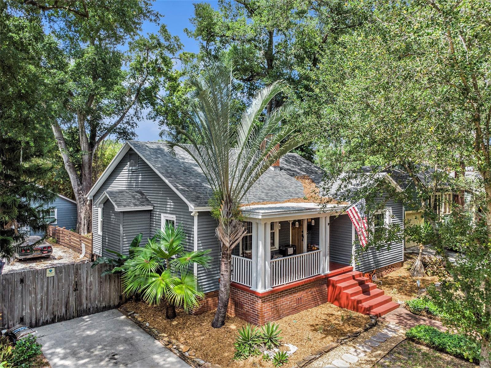 Image 2 of 55 For 1024 Henry Avenue 0