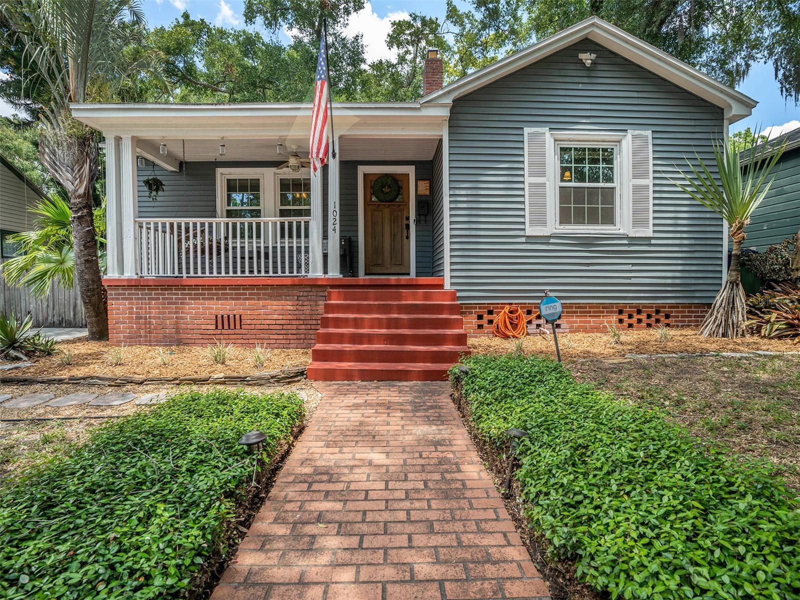 Image 3 of 55 For 1024 Henry Avenue 0