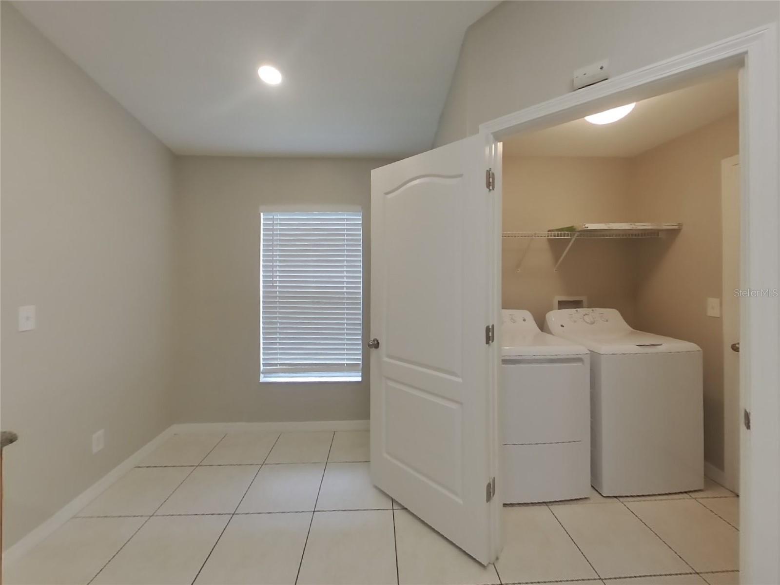 Image 4 of 17 For 2220 Colville Chase Drive
