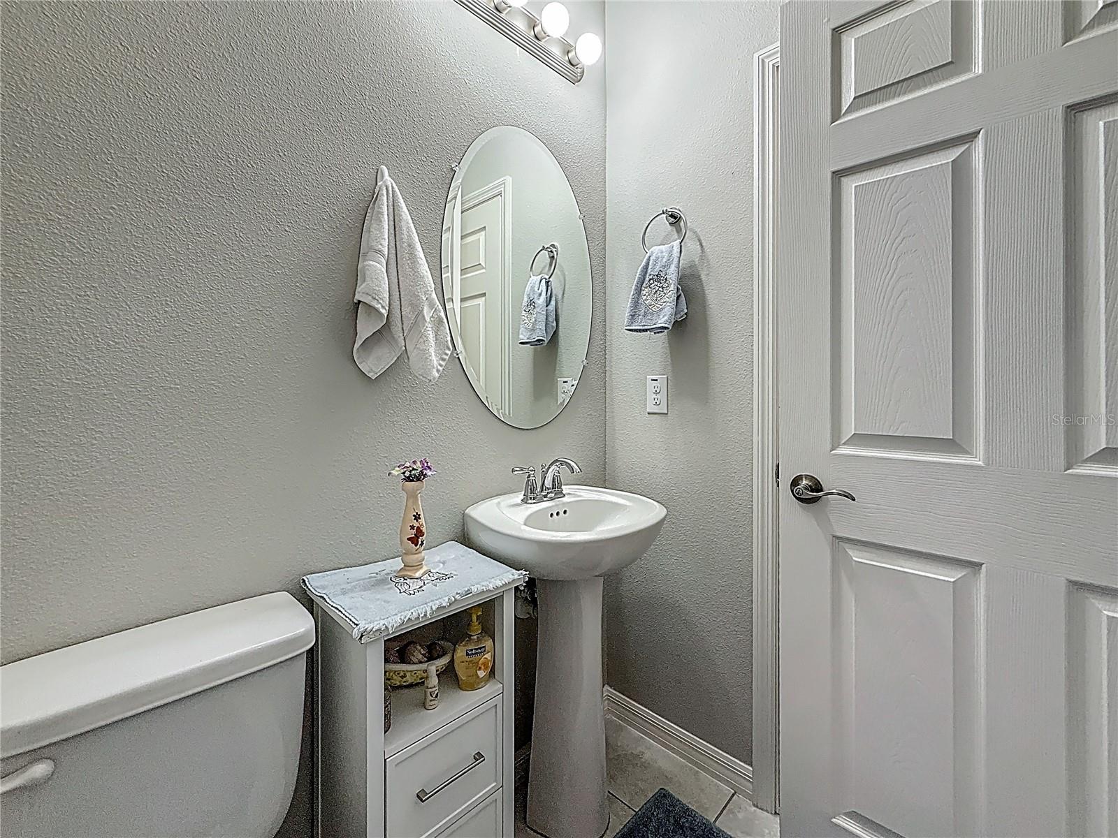 Image 37 of 90 For 33668 Willow Point Court