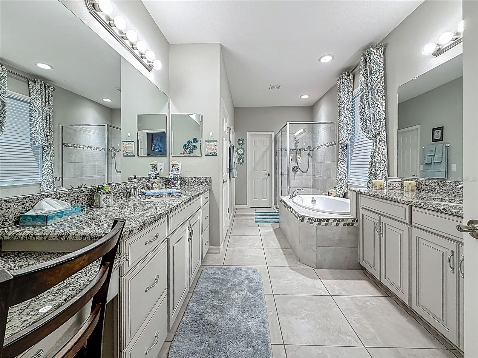 Image 42 of 90 For 33668 Willow Point Court