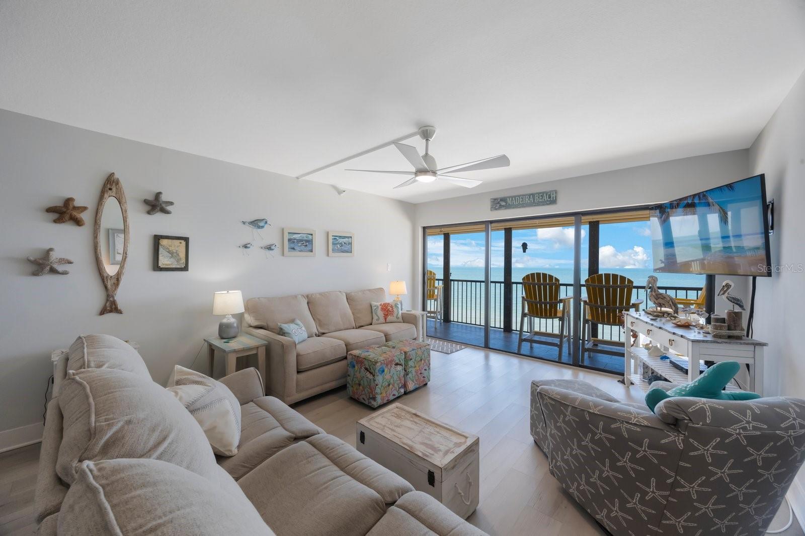 Image 24 of 70 For 14950 Gulf Boulevard 902