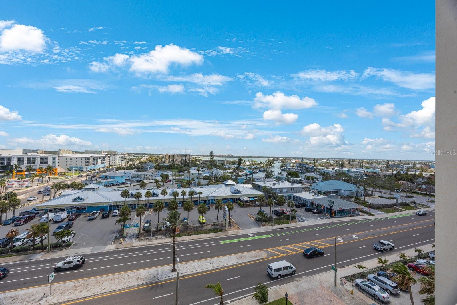 Image 52 of 70 For 14950 Gulf Boulevard 902