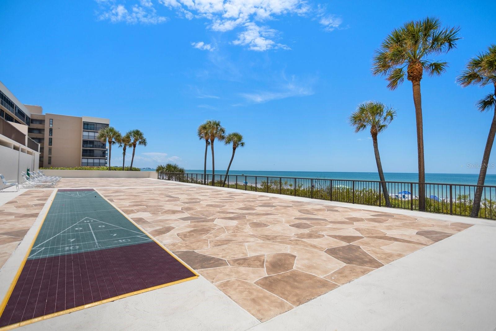 Image 62 of 70 For 14950 Gulf Boulevard 902
