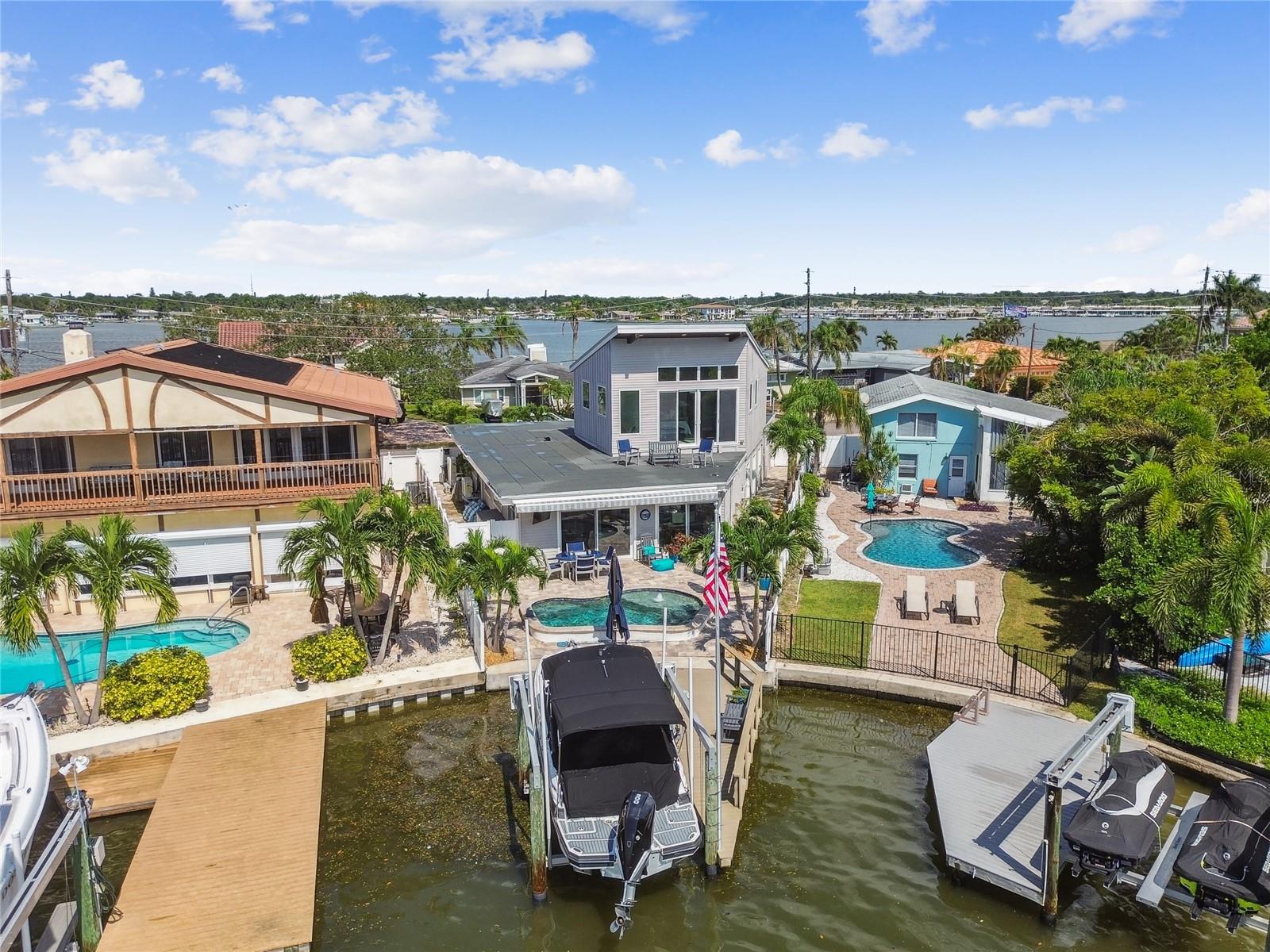 Listing photo id 57 for 16106 6th Street E