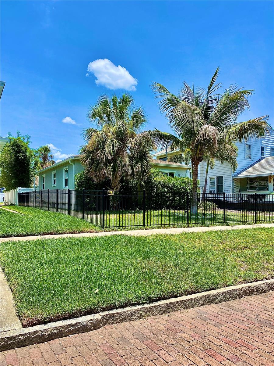 Details for 2831 2nd Avenue S, ST PETERSBURG, FL 33712