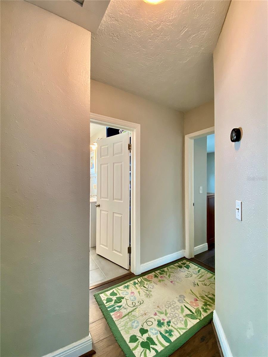 Image 17 of 59 For 2831 2nd Avenue S