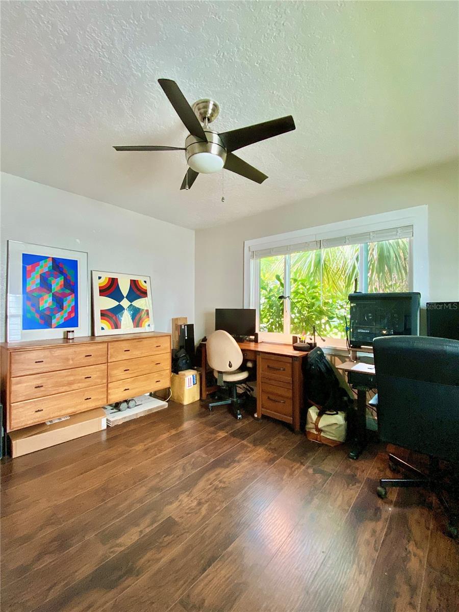 Image 21 of 59 For 2831 2nd Avenue S