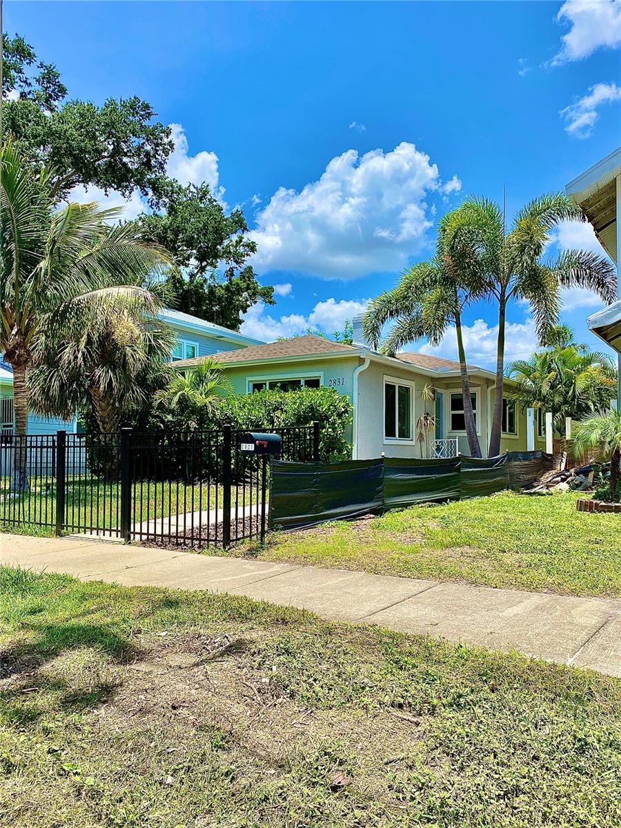 Image 4 of 59 For 2831 2nd Avenue S