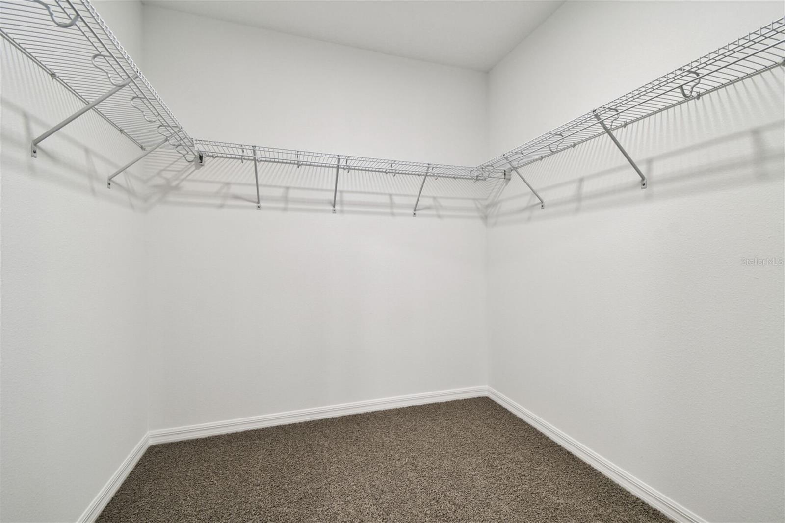 Image 21 of 34 For 12801 Castle Oaks Drive