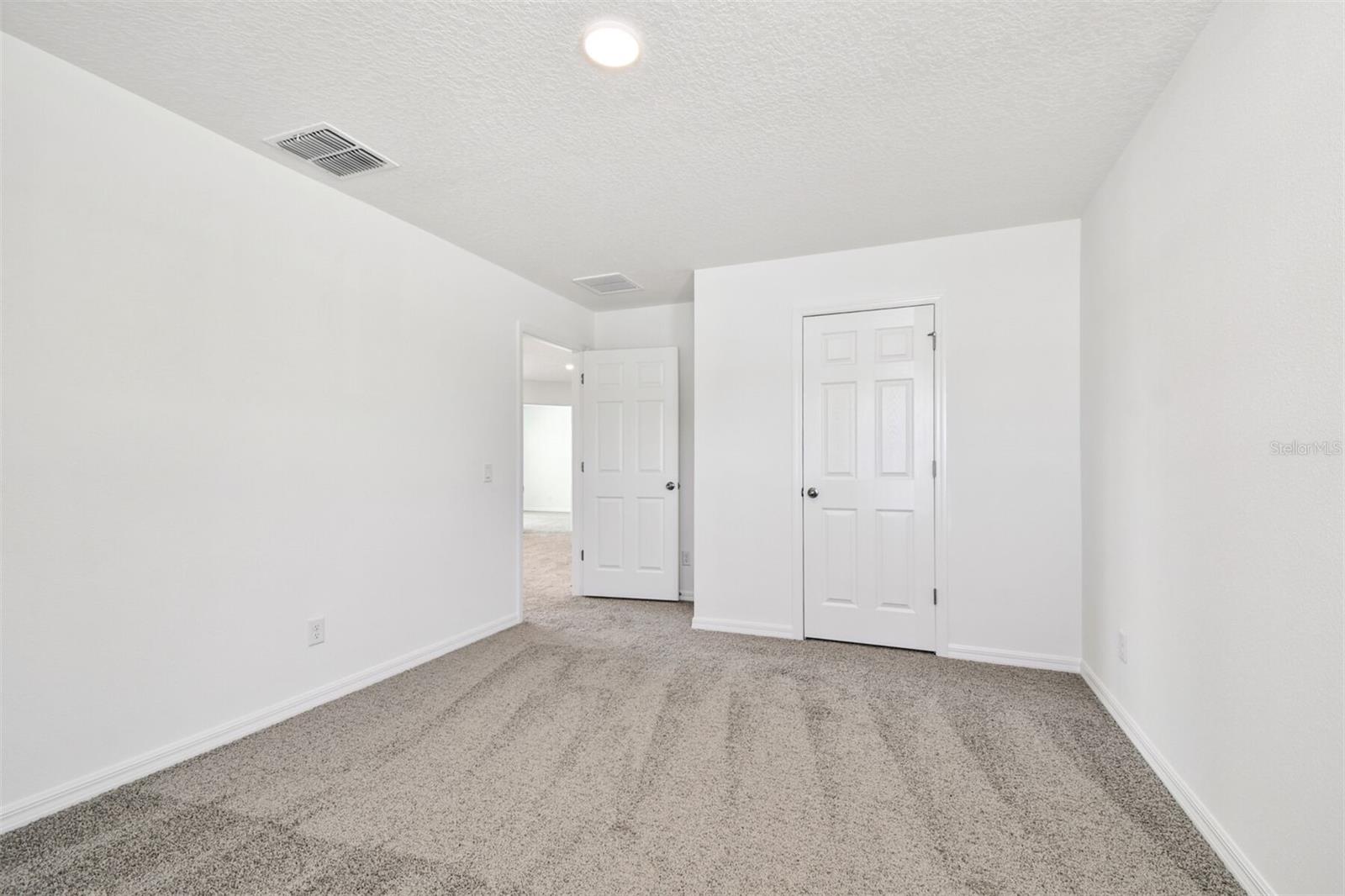 Image 27 of 34 For 12801 Castle Oaks Drive
