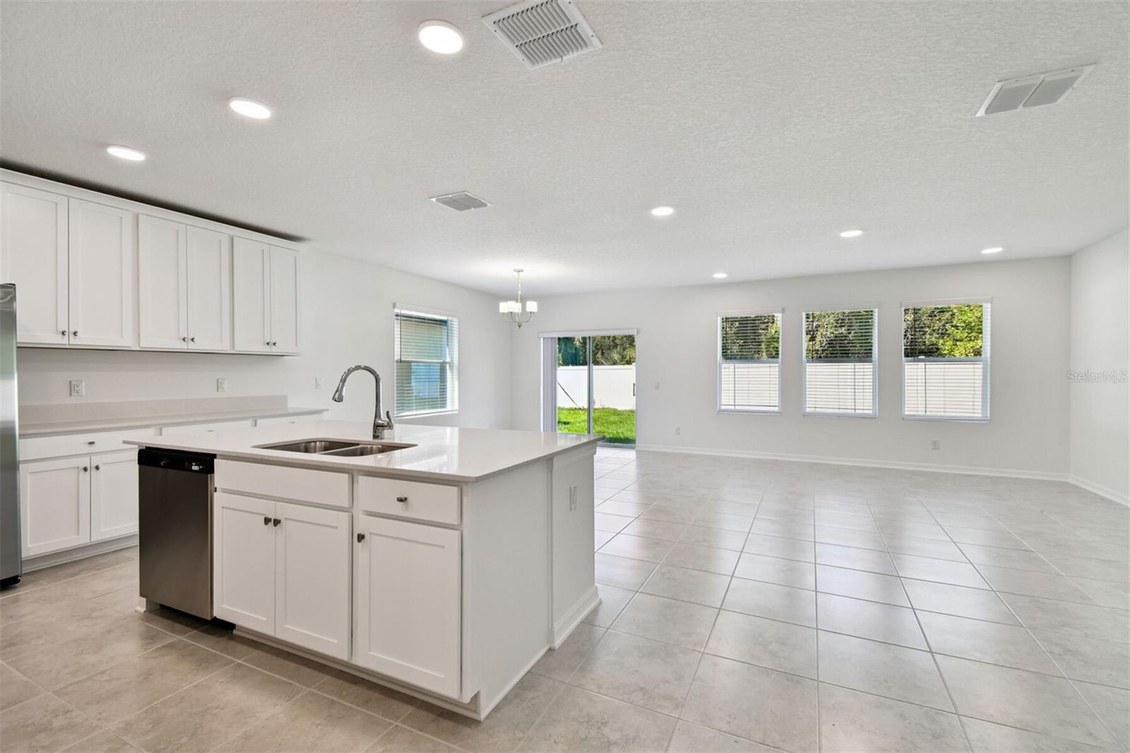 Image 8 of 34 For 12801 Castle Oaks Drive