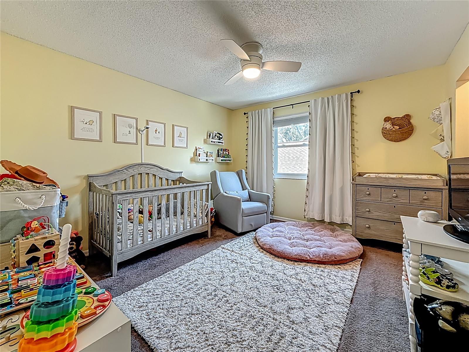 Listing photo id 25 for 2254 Springrain Drive