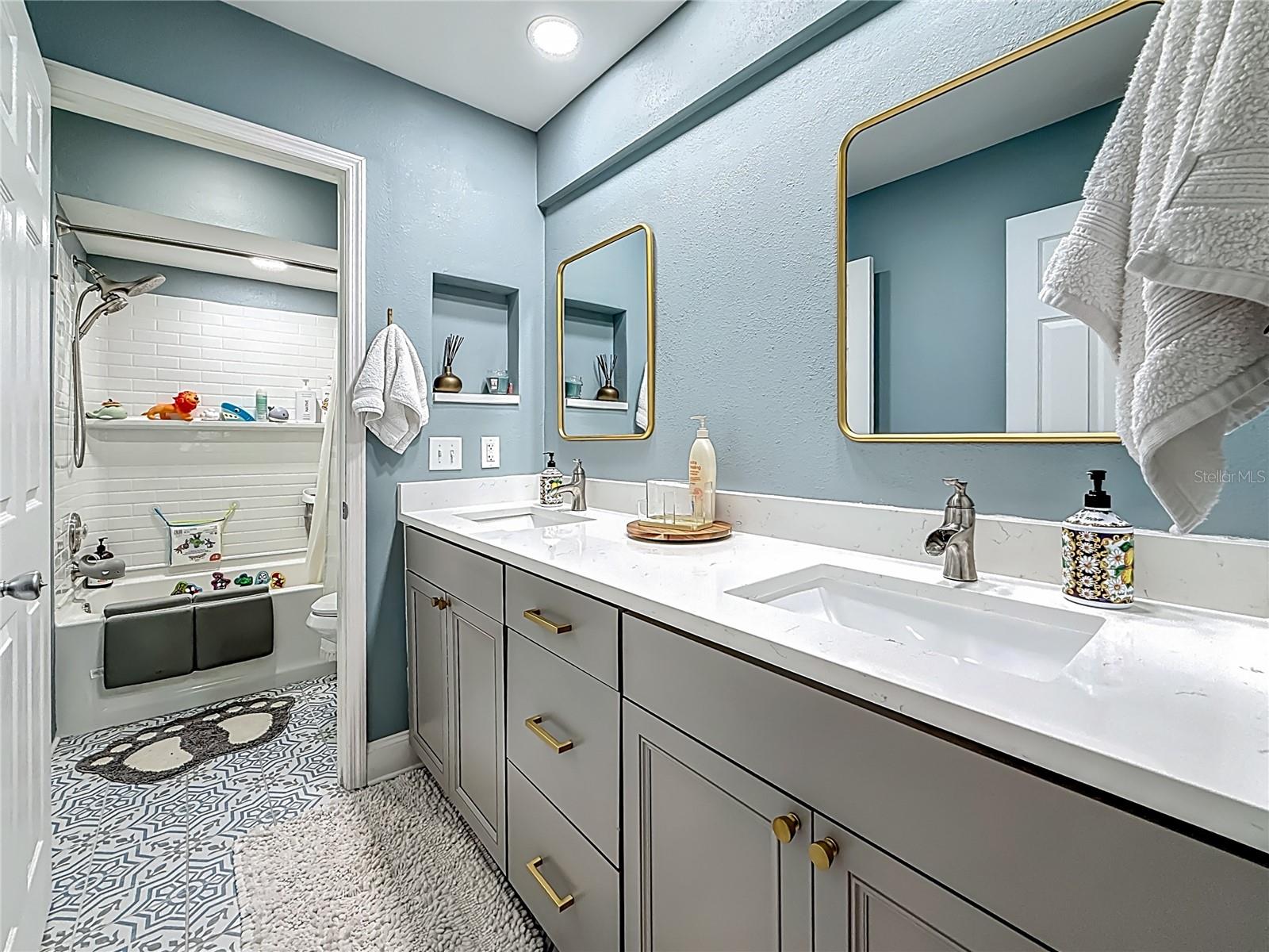 Listing photo id 28 for 2254 Springrain Drive