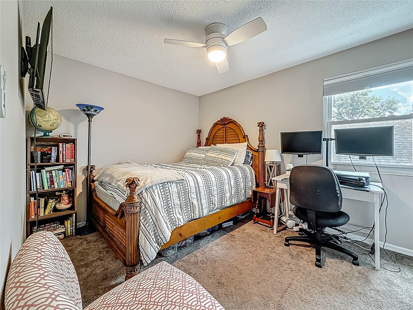 Listing photo id 30 for 2254 Springrain Drive