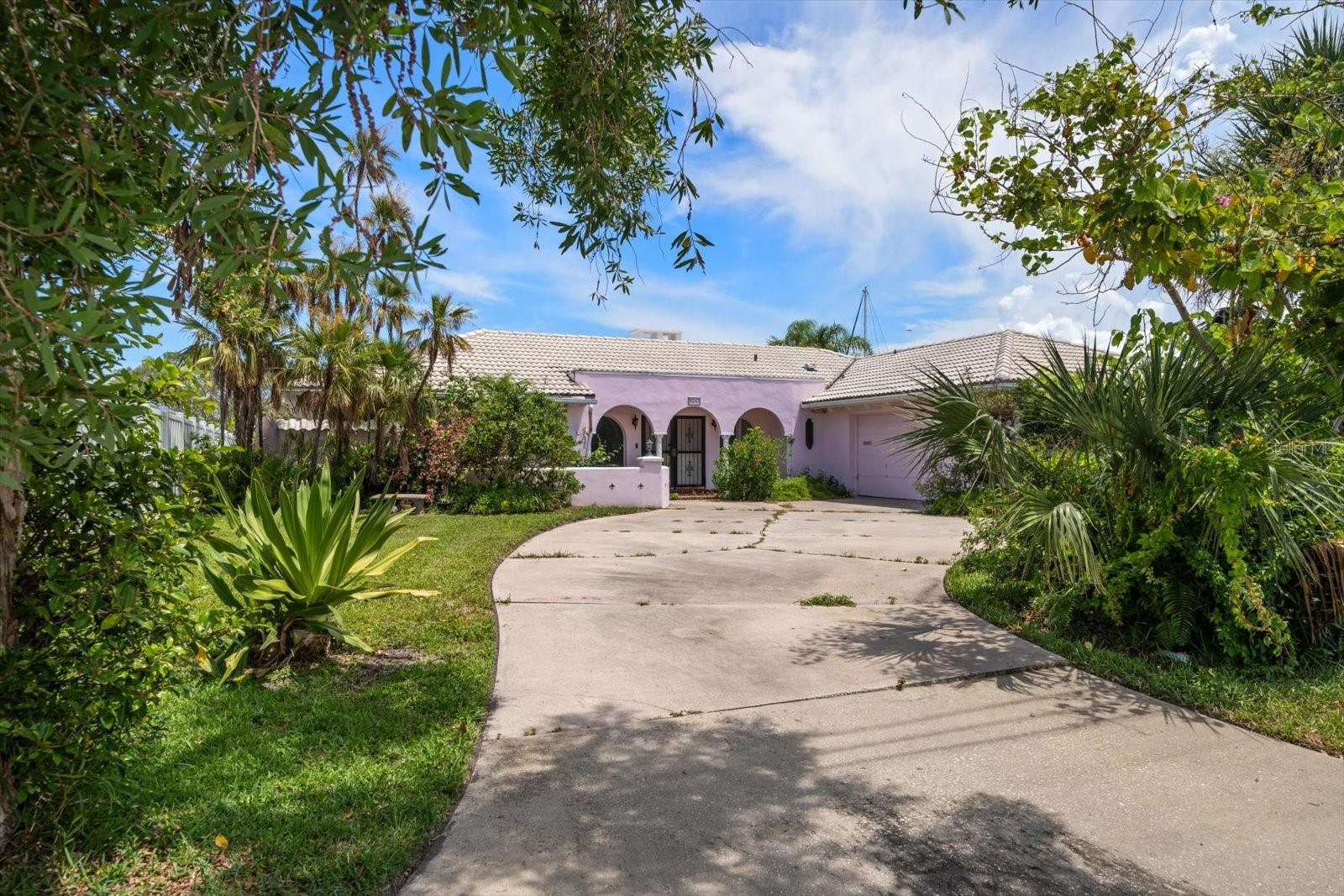 Image 2 of 35 For 4545 Clearwater Harbor Drive N