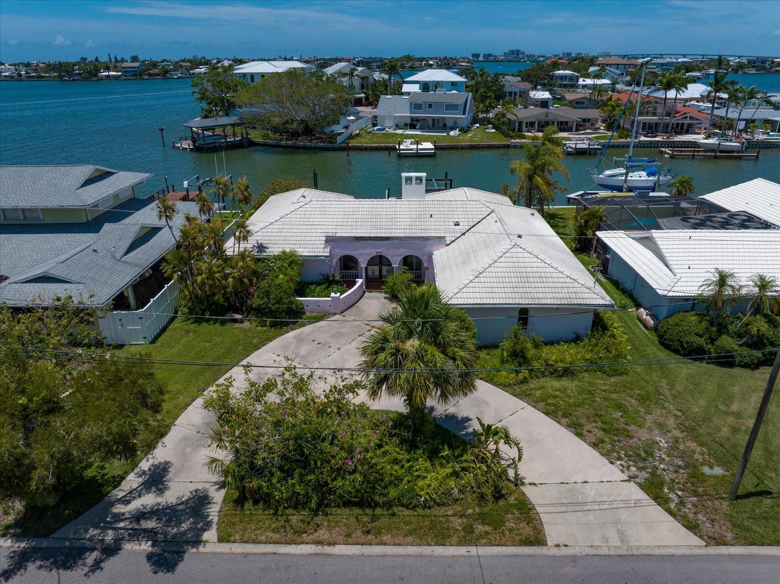 Image 28 of 35 For 4545 Clearwater Harbor Drive N