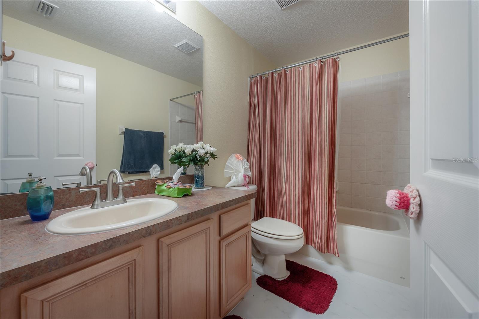 Image 33 of 54 For 18434 Eastwyck Drive