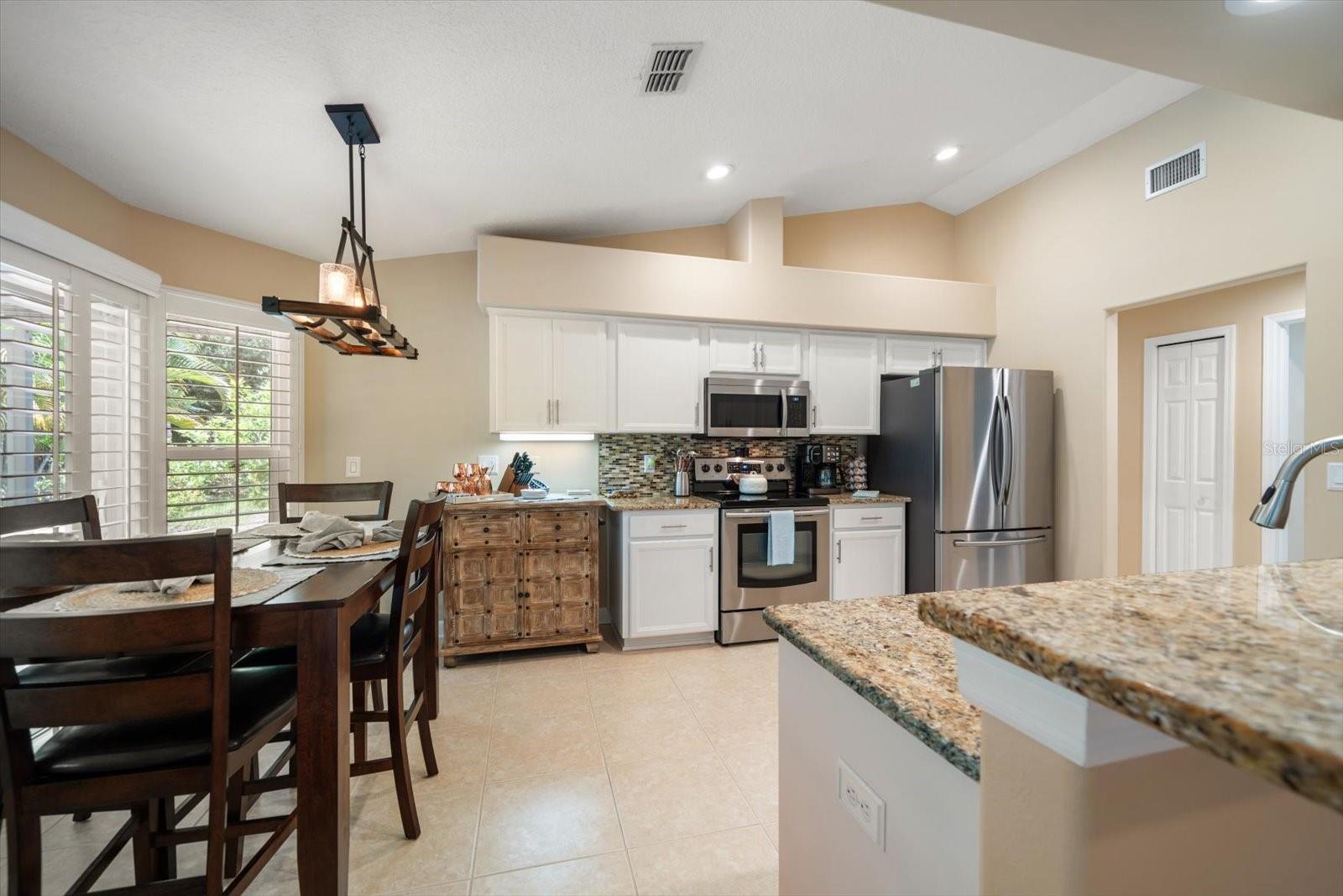 Image 10 of 28 For 3273 Tanglewood Trail