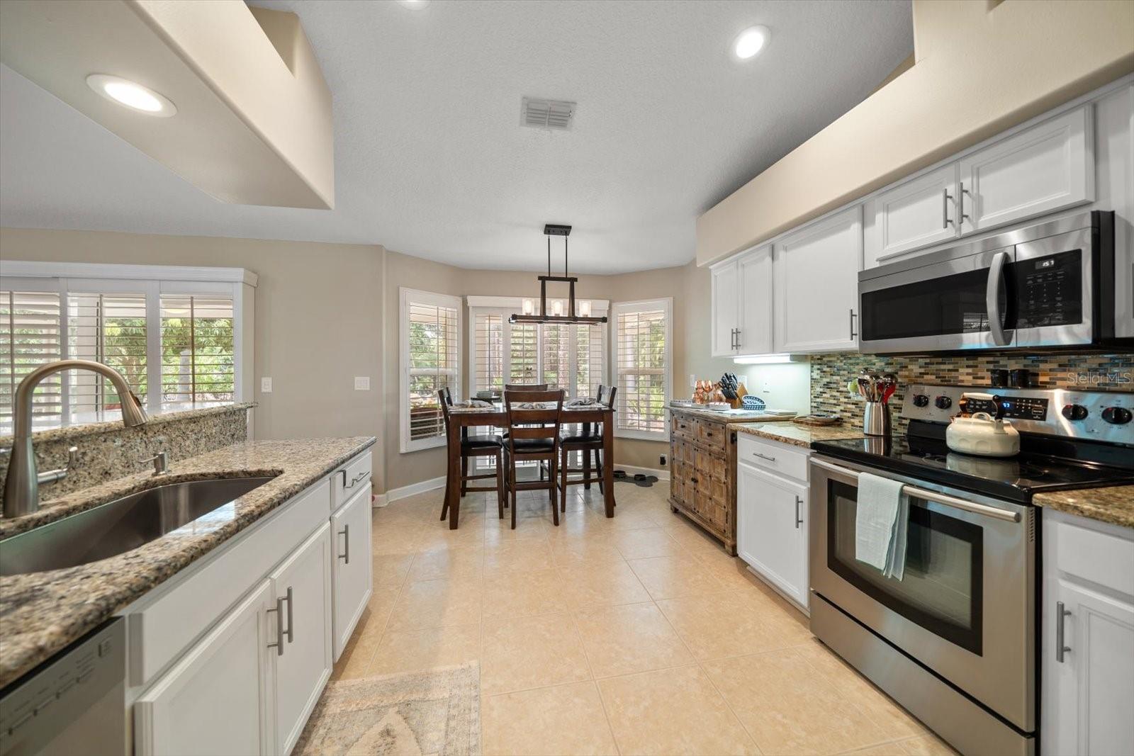 Image 9 of 28 For 3273 Tanglewood Trail
