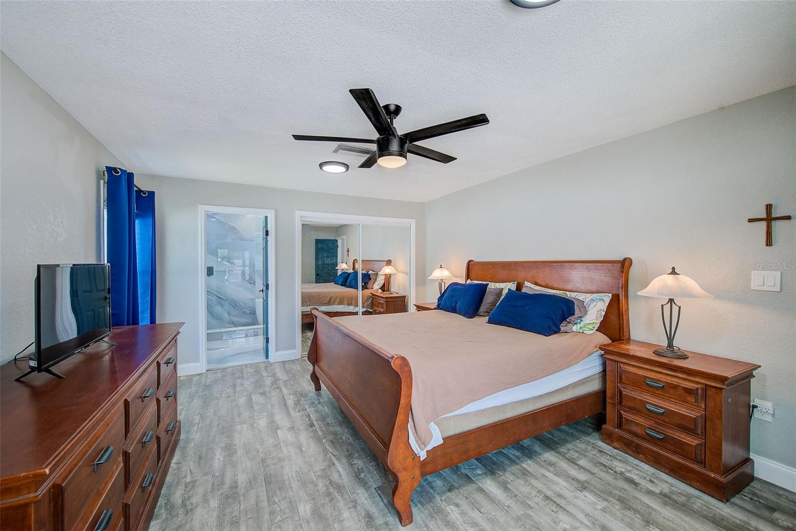 Image 21 of 58 For 9027 Merrimoor Boulevard