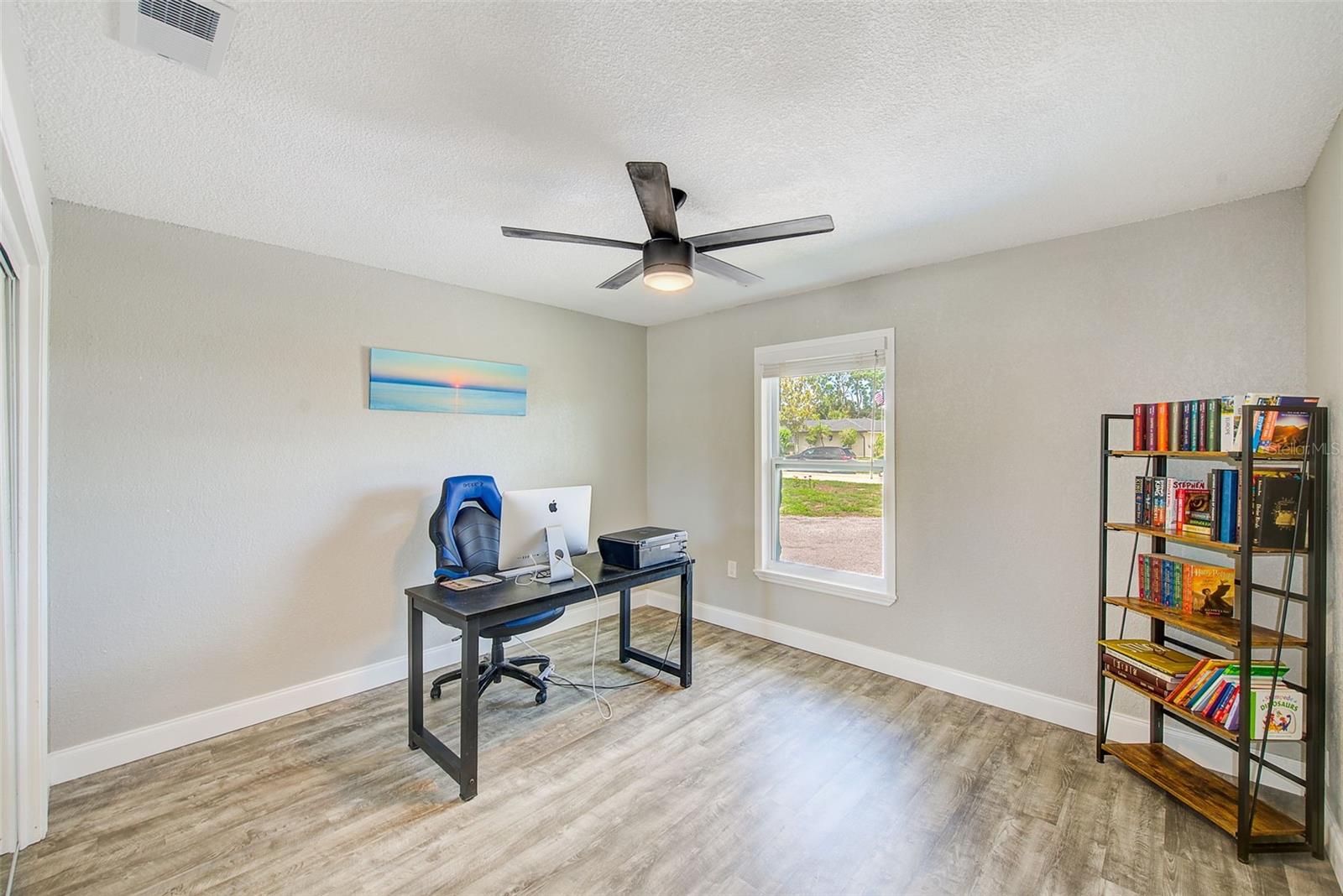 Image 25 of 58 For 9027 Merrimoor Boulevard