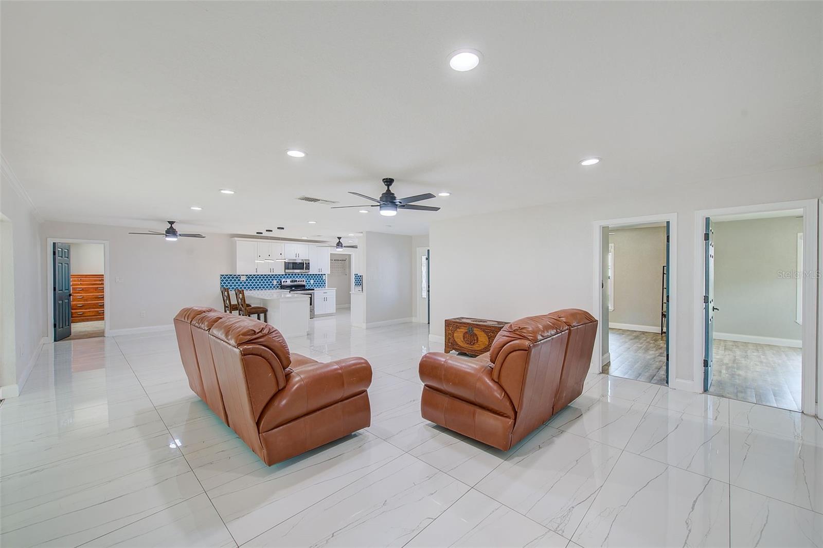Image 6 of 58 For 9027 Merrimoor Boulevard