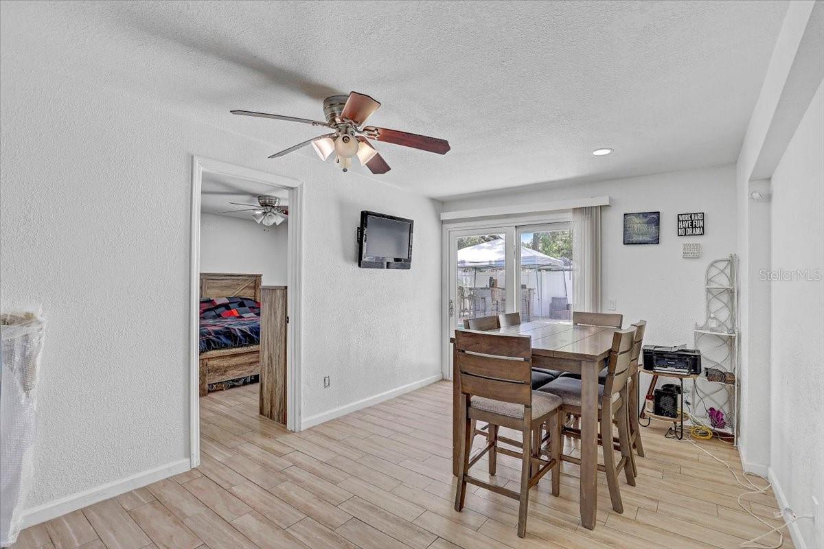 Image 10 of 47 For 2718 Boca Ciega Drive N