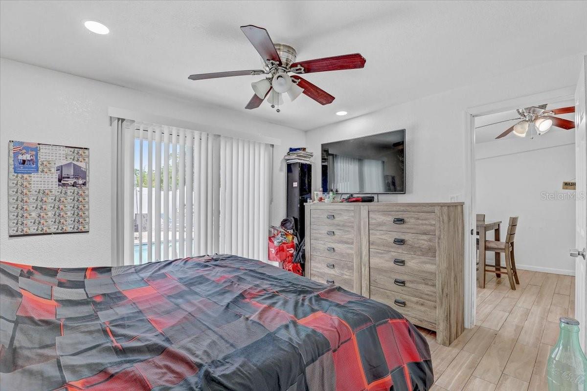 Image 13 of 47 For 2718 Boca Ciega Drive N