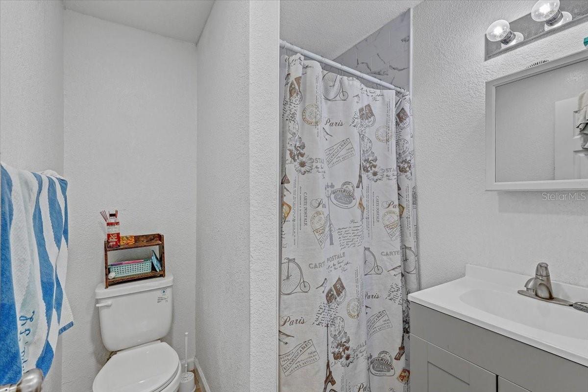 Image 15 of 47 For 2718 Boca Ciega Drive N