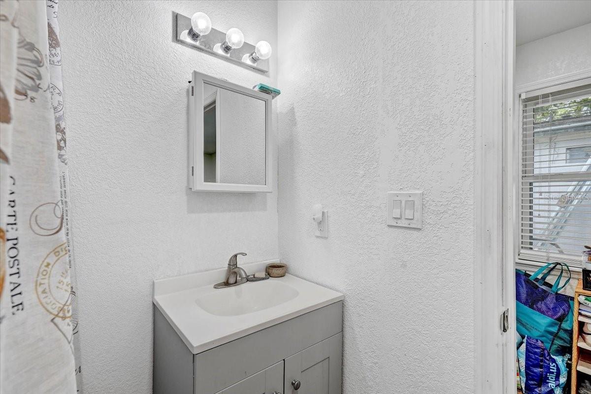 Image 16 of 47 For 2718 Boca Ciega Drive N