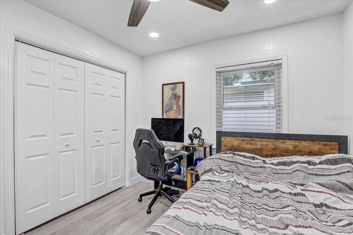 Image 19 of 47 For 2718 Boca Ciega Drive N