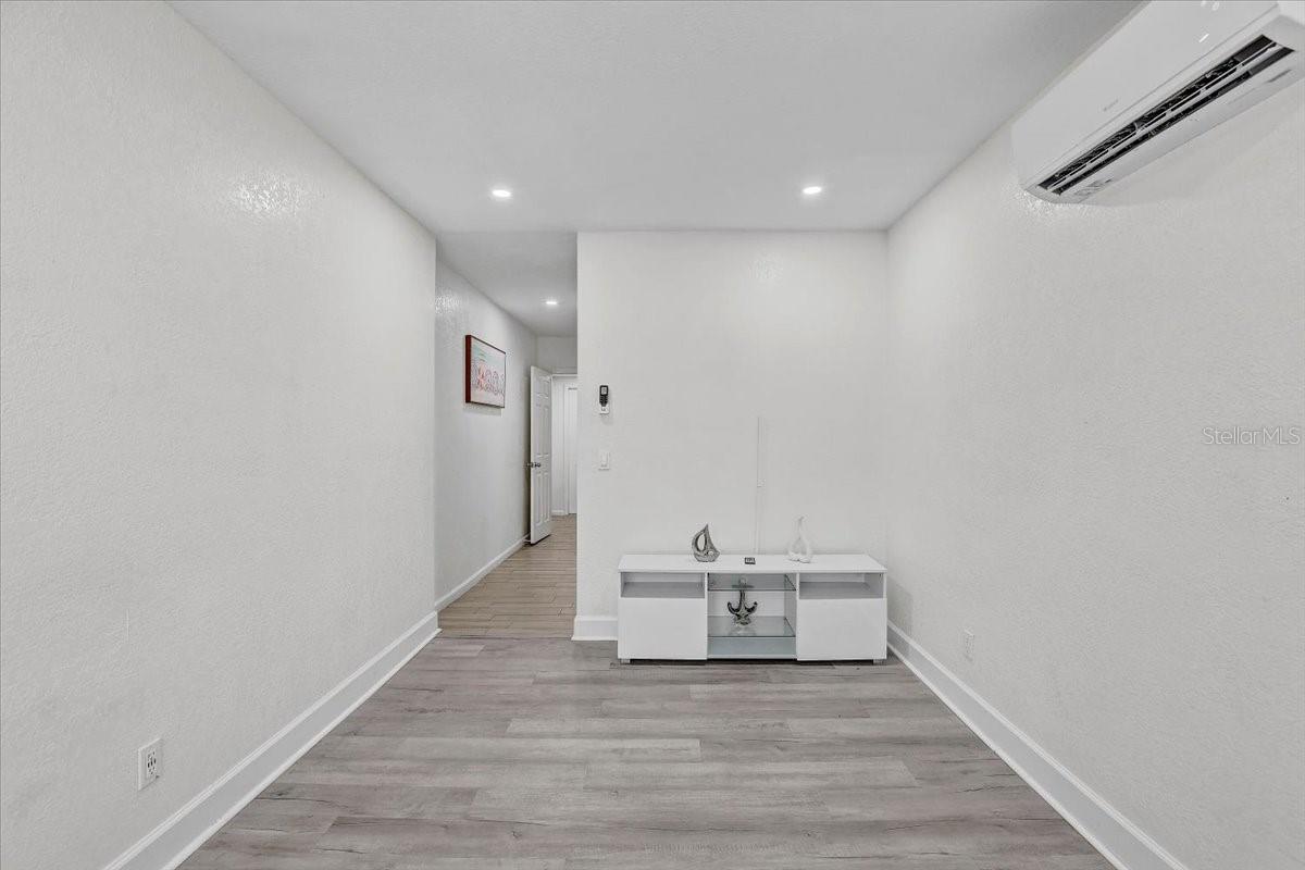 Image 29 of 47 For 2718 Boca Ciega Drive N